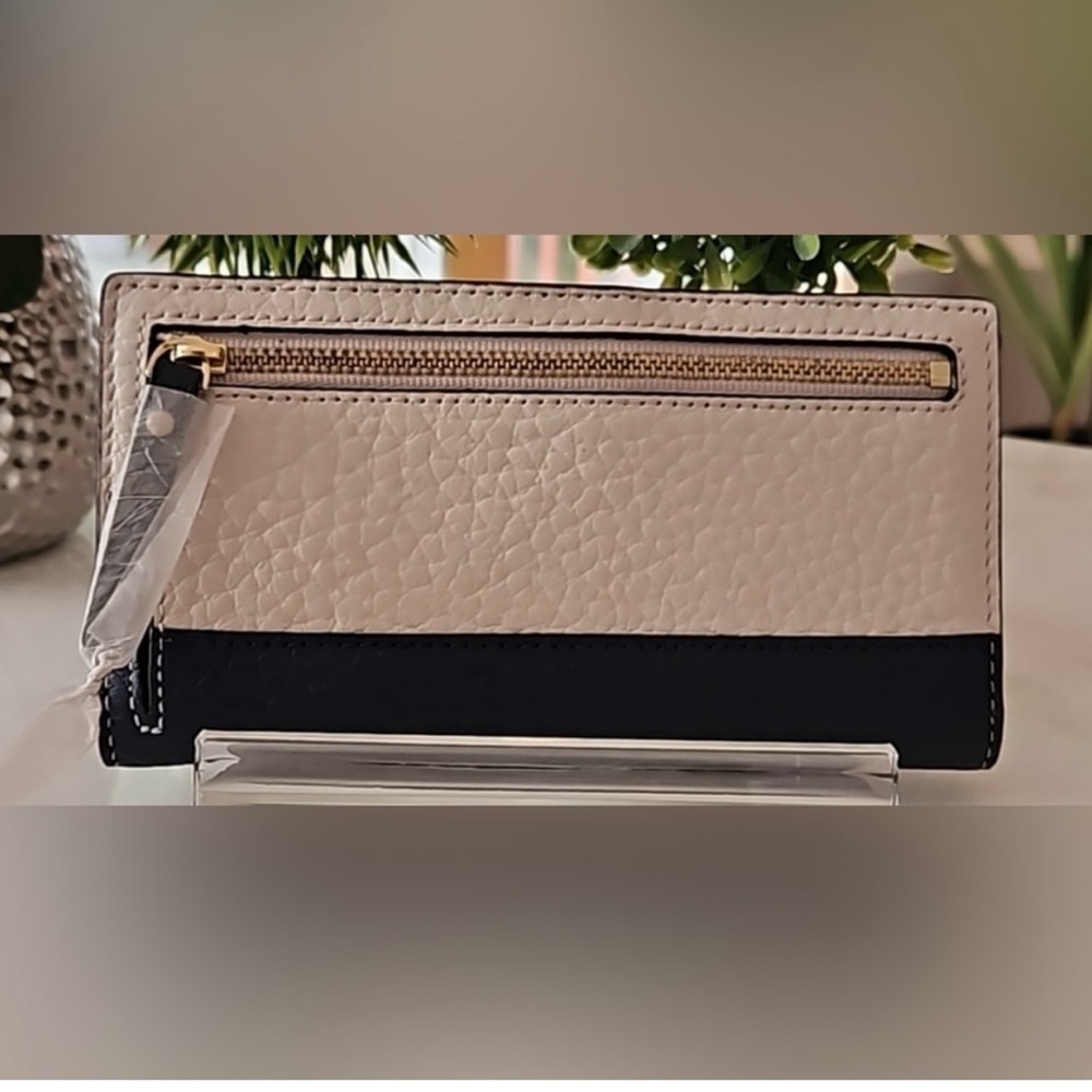 Kate Spade Tan and Navy Leather Bi-fold Long Wallet NWT Retail:$179 - Picture 9 of 11